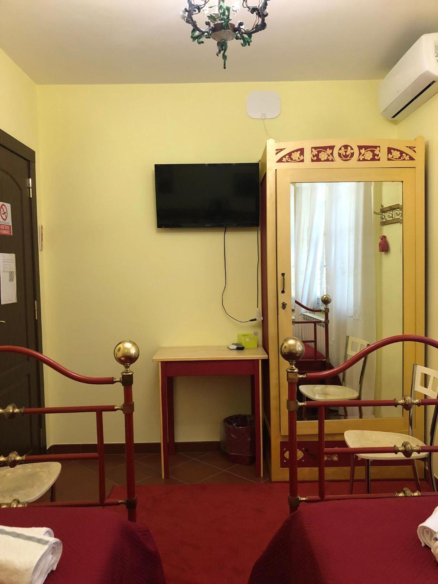 Villa Aurora Quargnento Pokoj fotografie